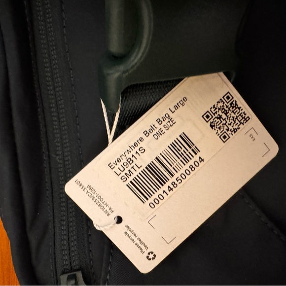 lululemon athletica Dark Green Belt Bag - Picture 3 of 4